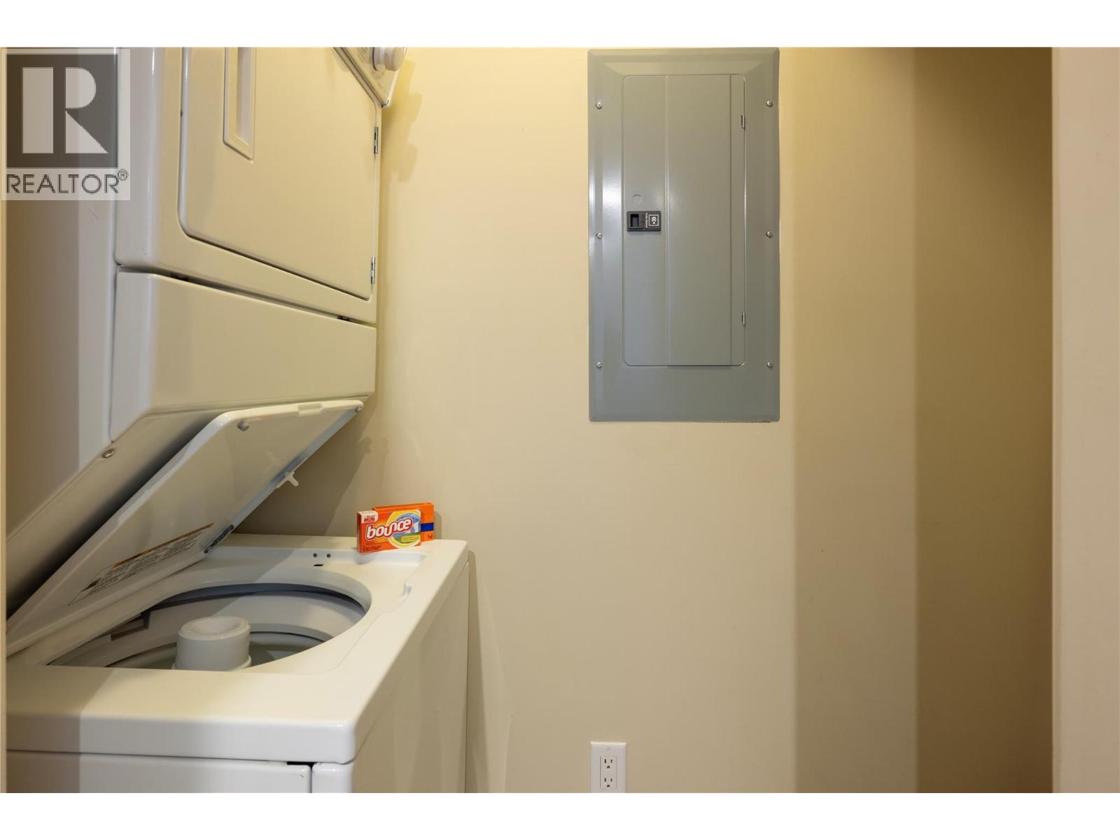 #416 4205 Gellatly Road - 17