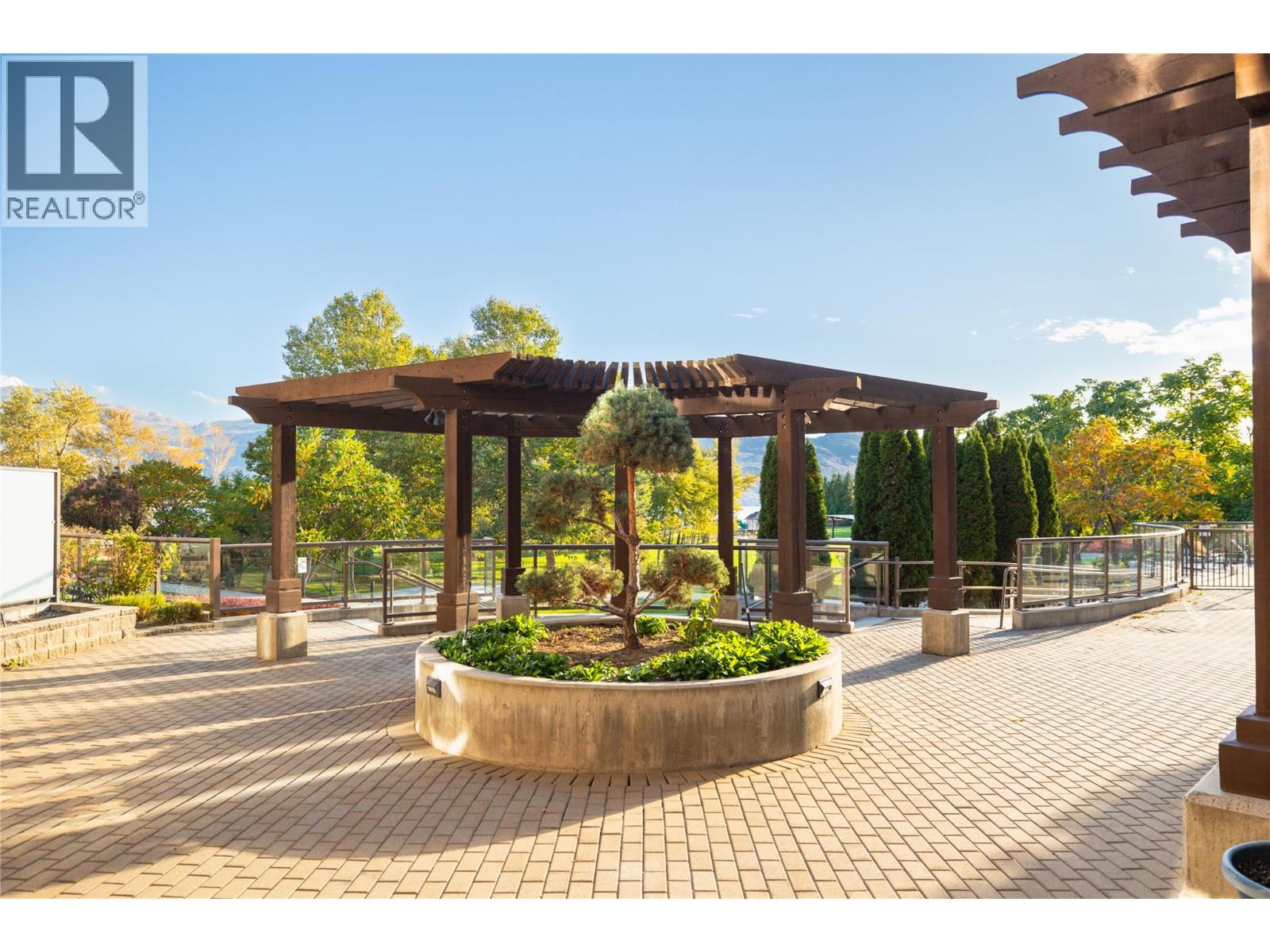 #416 4205 GELLATLY ROAD - 42