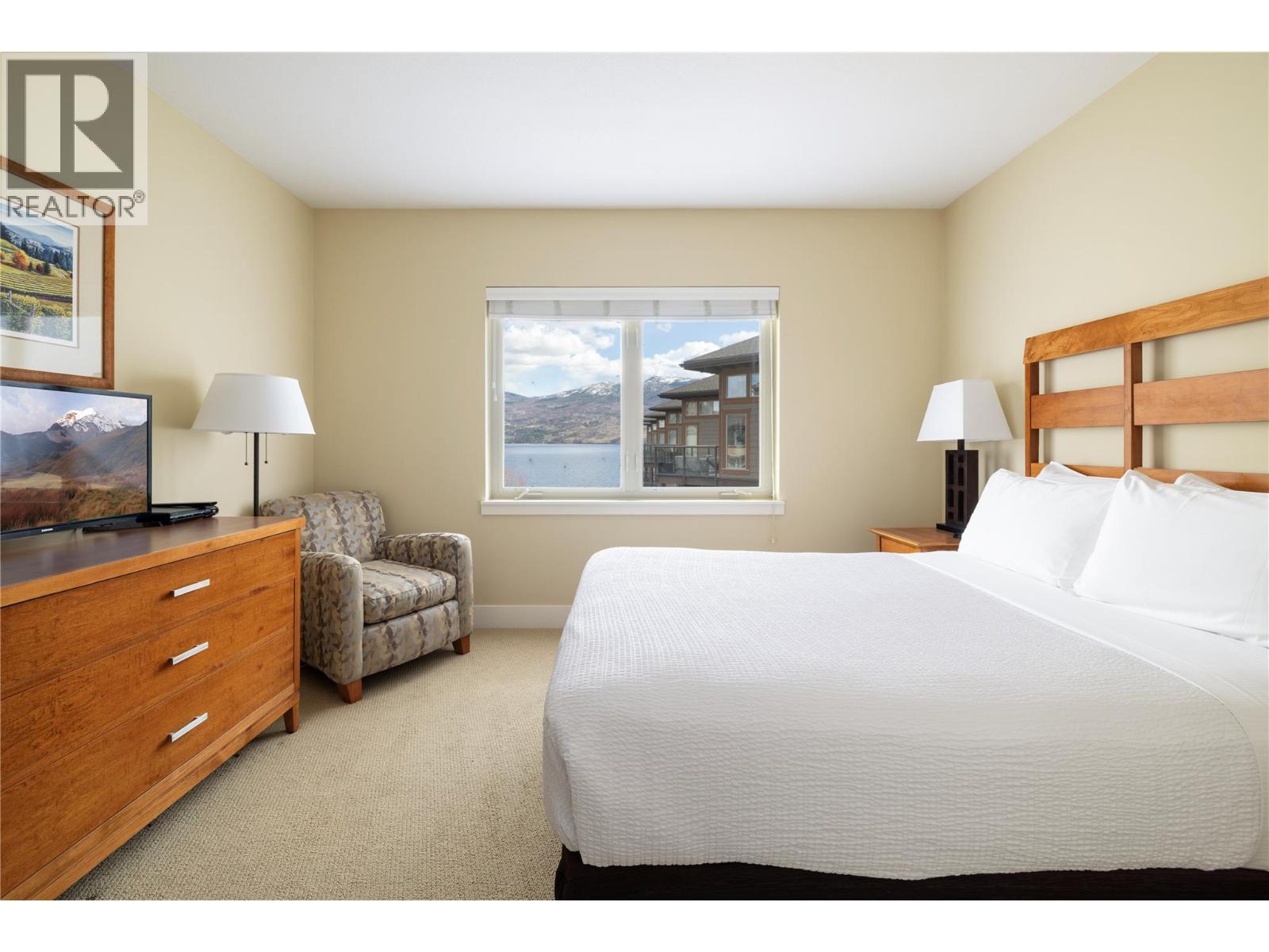 #416 4205 Gellatly Road - 20