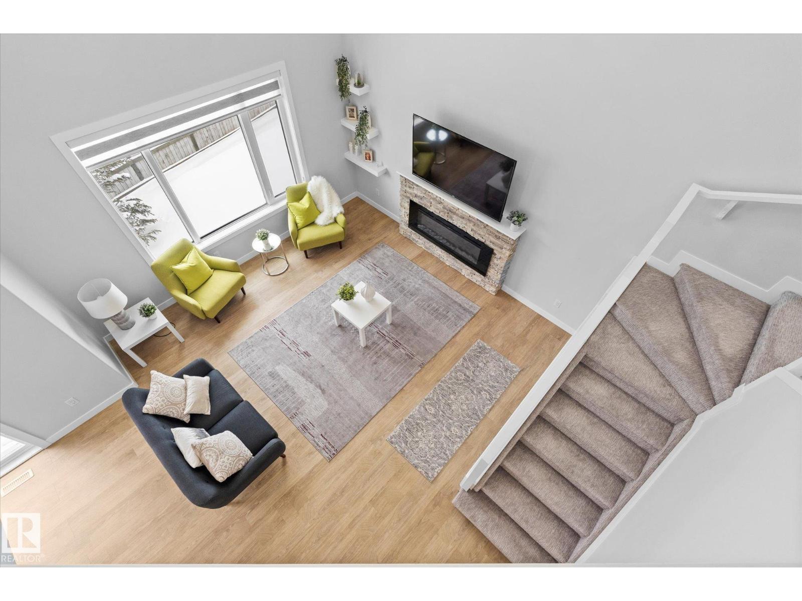 82 MEADOWLAND WY - 21