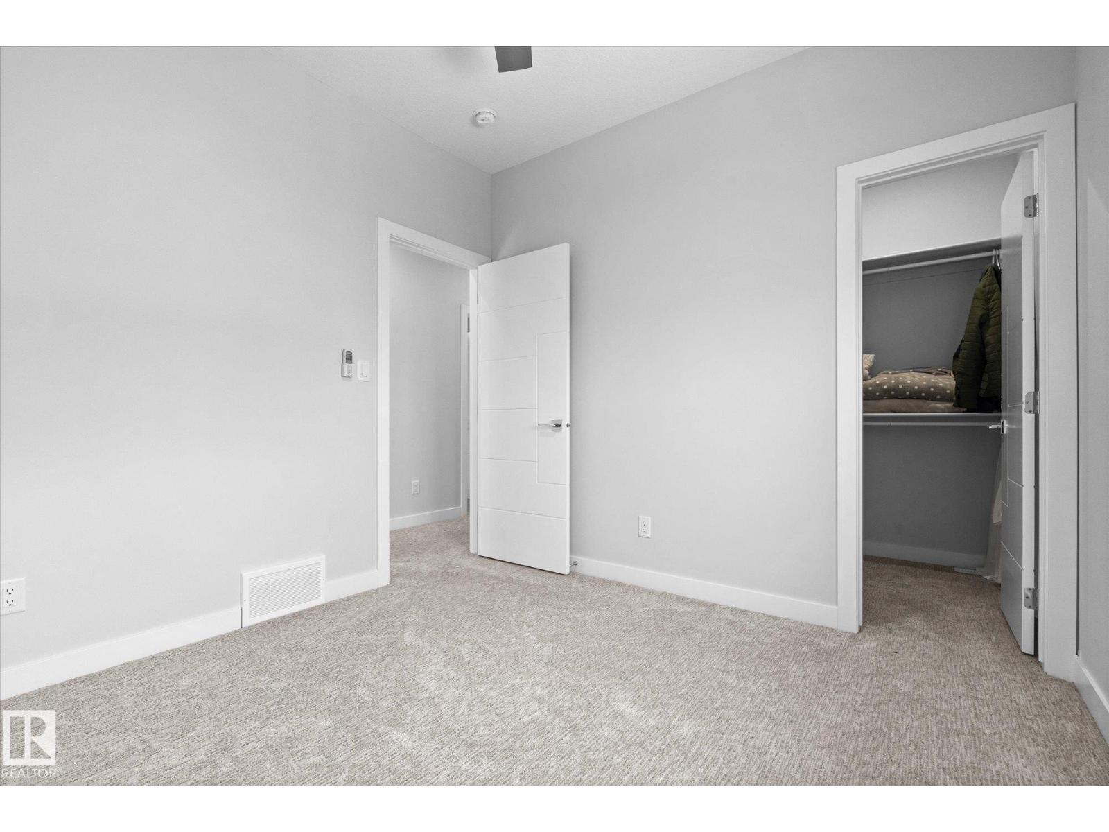 82 MEADOWLAND WY - 38