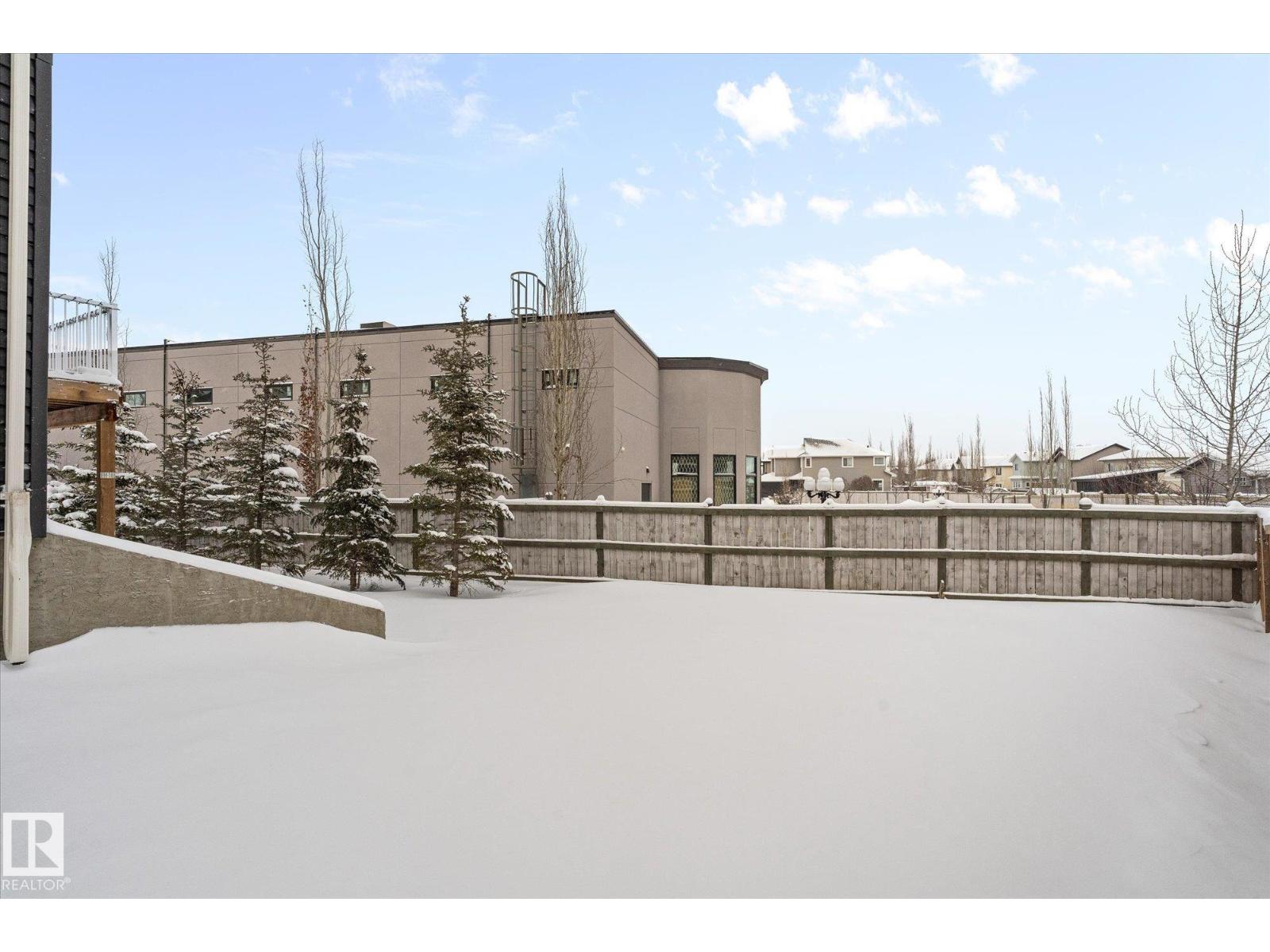 82 MEADOWLAND WY - 52