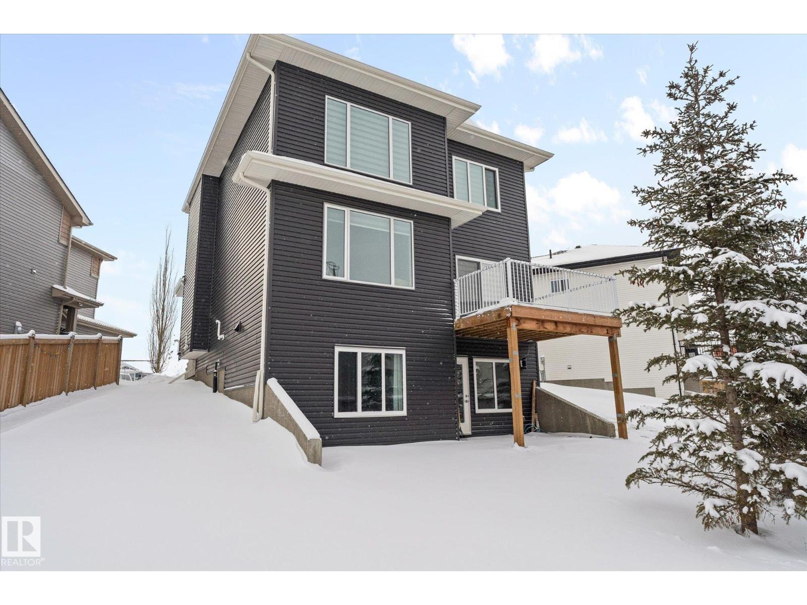 82 MEADOWLAND WY - 54