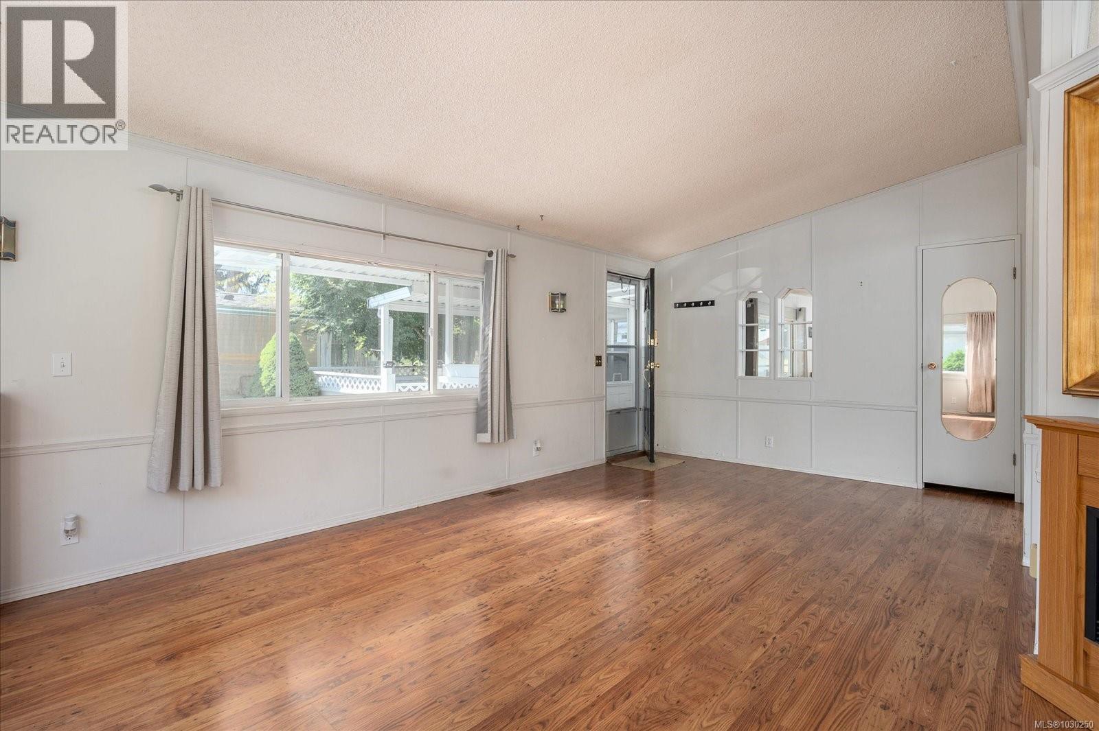 #47 5854 TURNER RD - 4