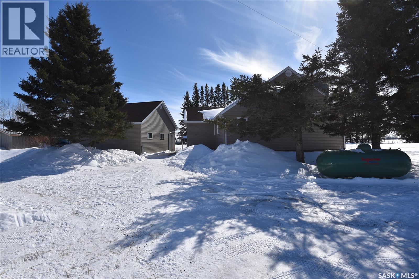 Saake Acreage