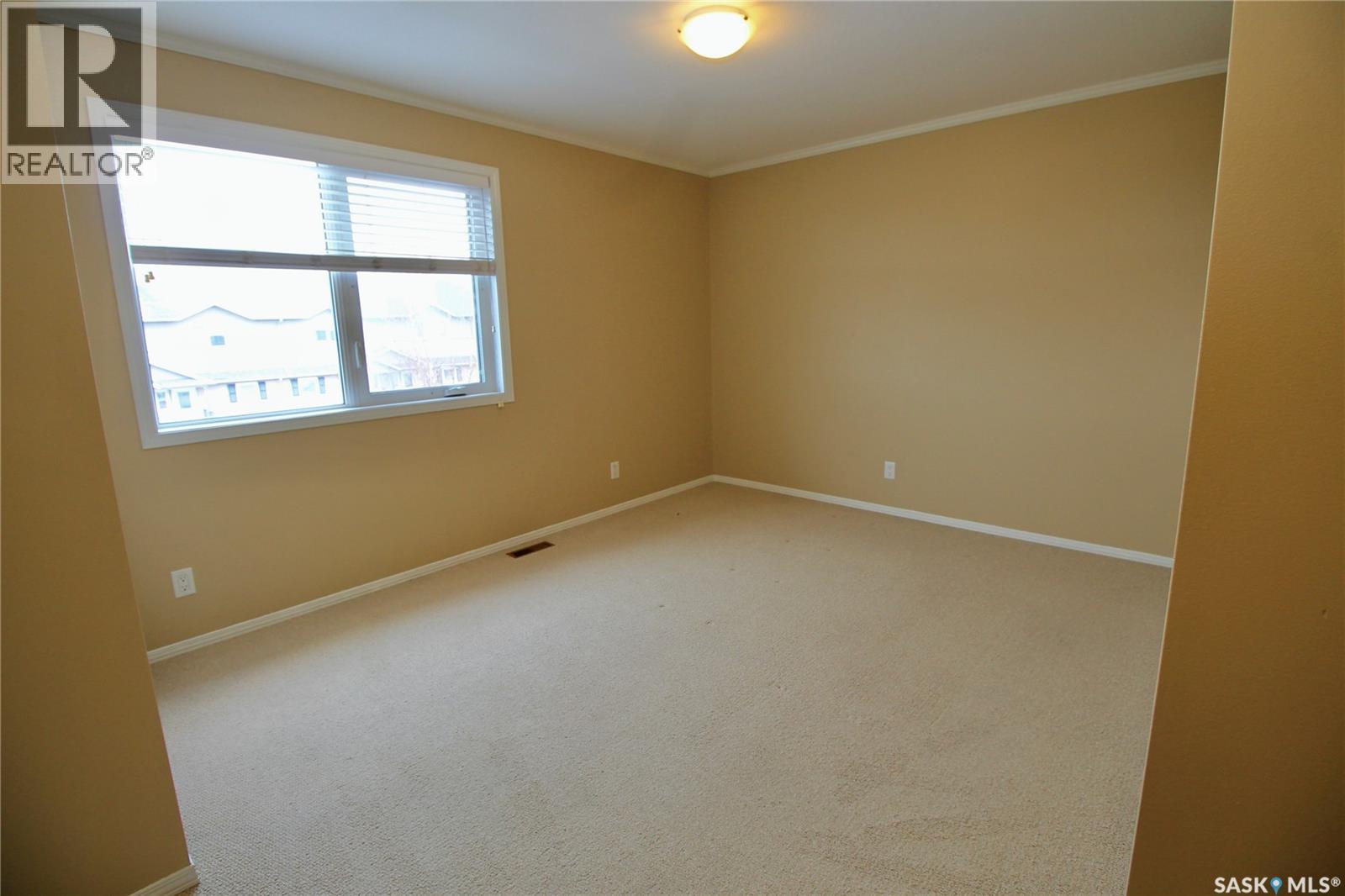 Single Family House 2 Level for Sale in   Dalgleish LINK Saskatoon 