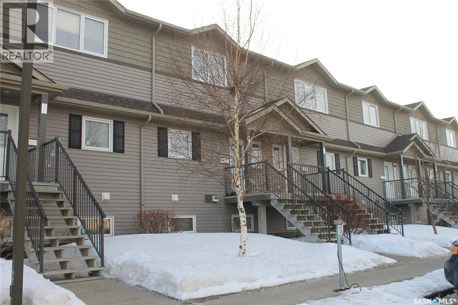 Single Family House 2 Level for Sale in   Dalgleish LINK Saskatoon 