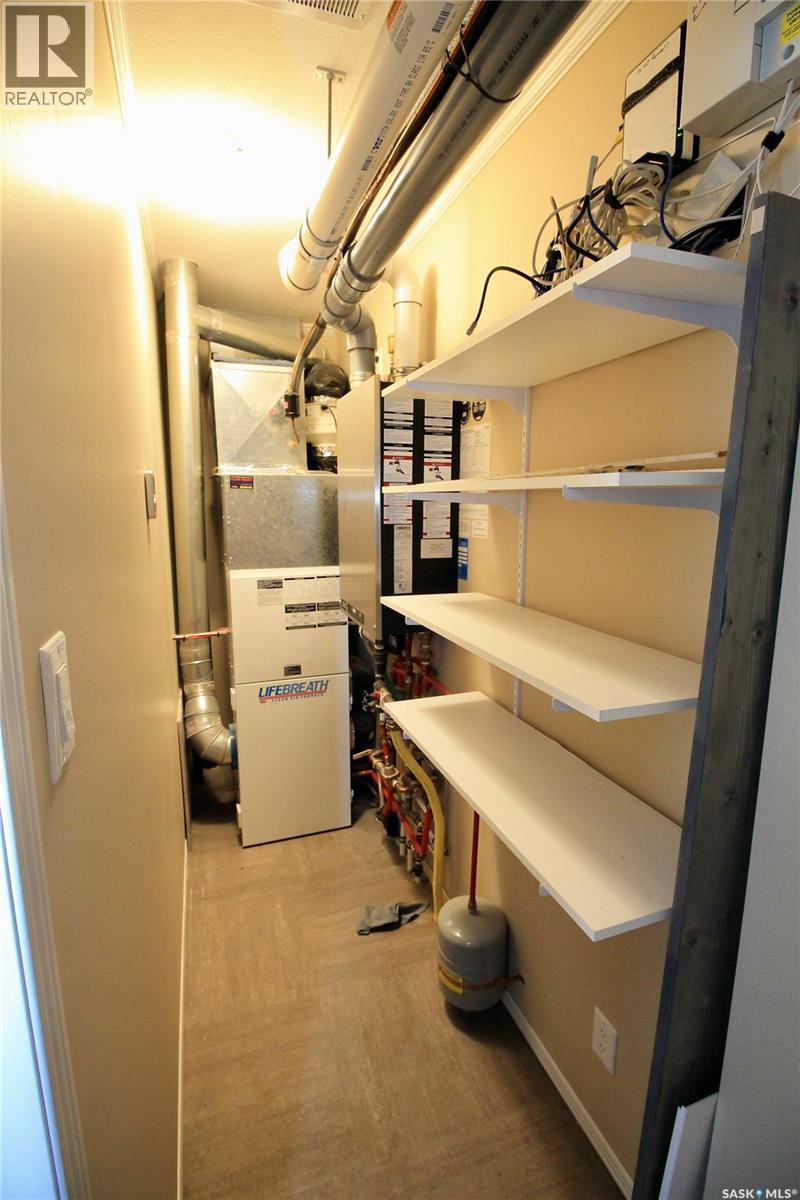 Single Family House 2 Level for Sale in   Dalgleish LINK Saskatoon 