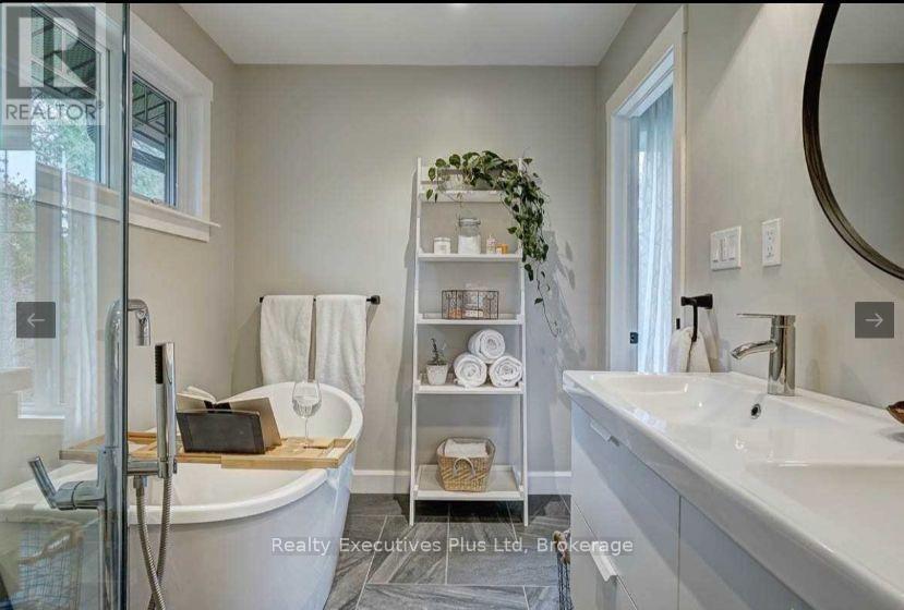 Primary ensuite