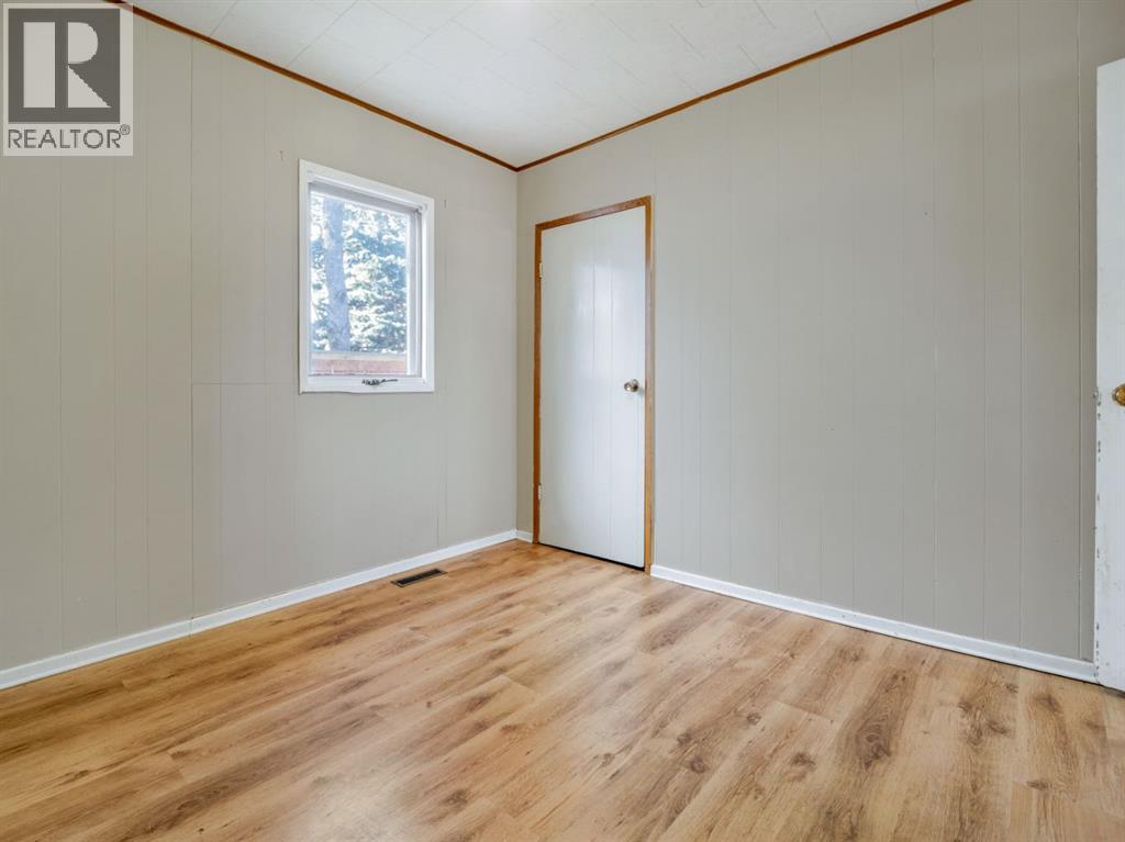 
          1249 5A Avenue South
            <br/>
            <span>Lethbridge</span>
            , 
            <span>AB</span>
             <span>T1J0T3</span>
         - Photo 23