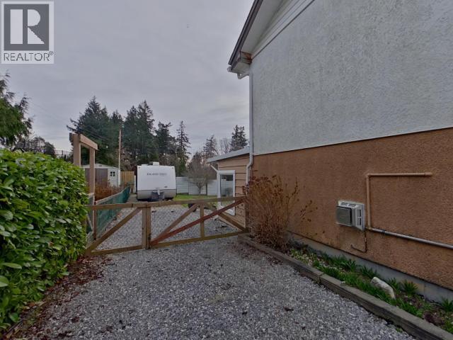 6974 TERRACE STREET - 36