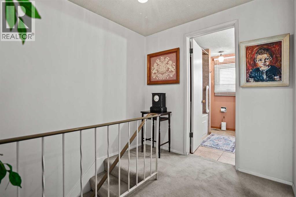 Single Family House for Sale in   Palliser Drive SW Oakridge Calgary 