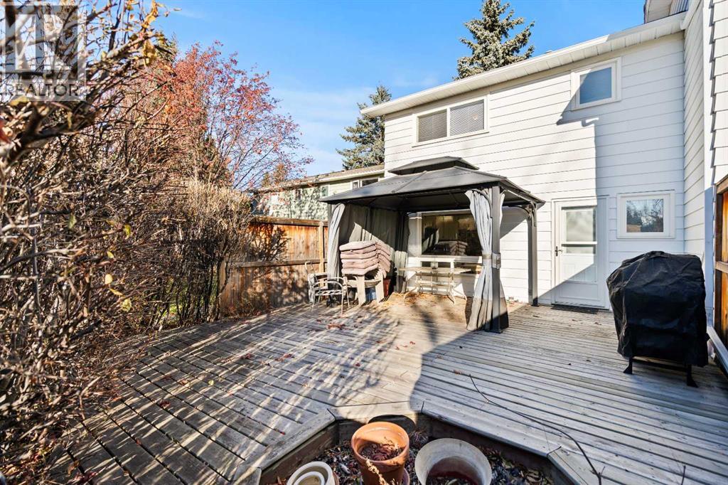 Single Family House for Sale in   Palliser Drive SW Oakridge Calgary 