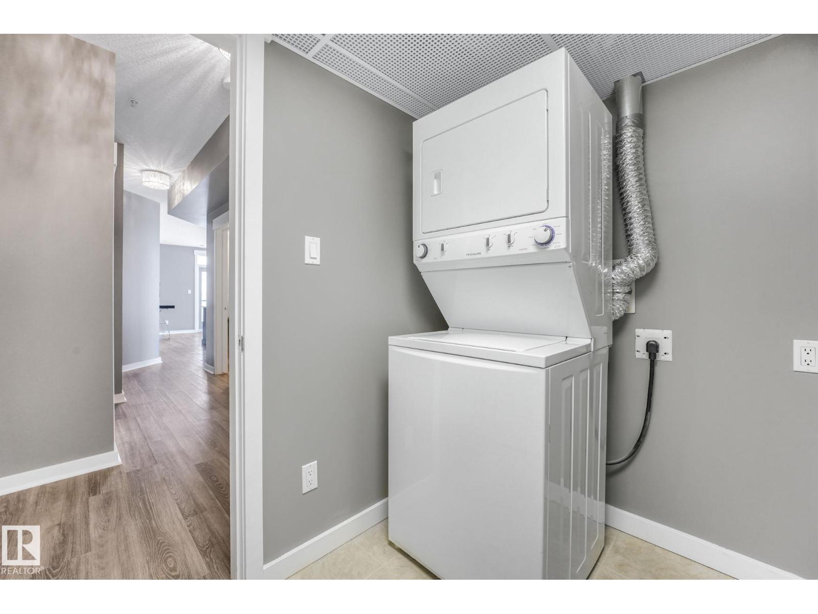 #412 10518 113 ST NW, Edmonton