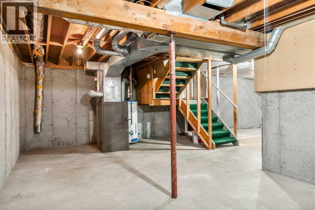 Single Family House for Sale in   Falconridge Drive NE Falconridge Calgary 