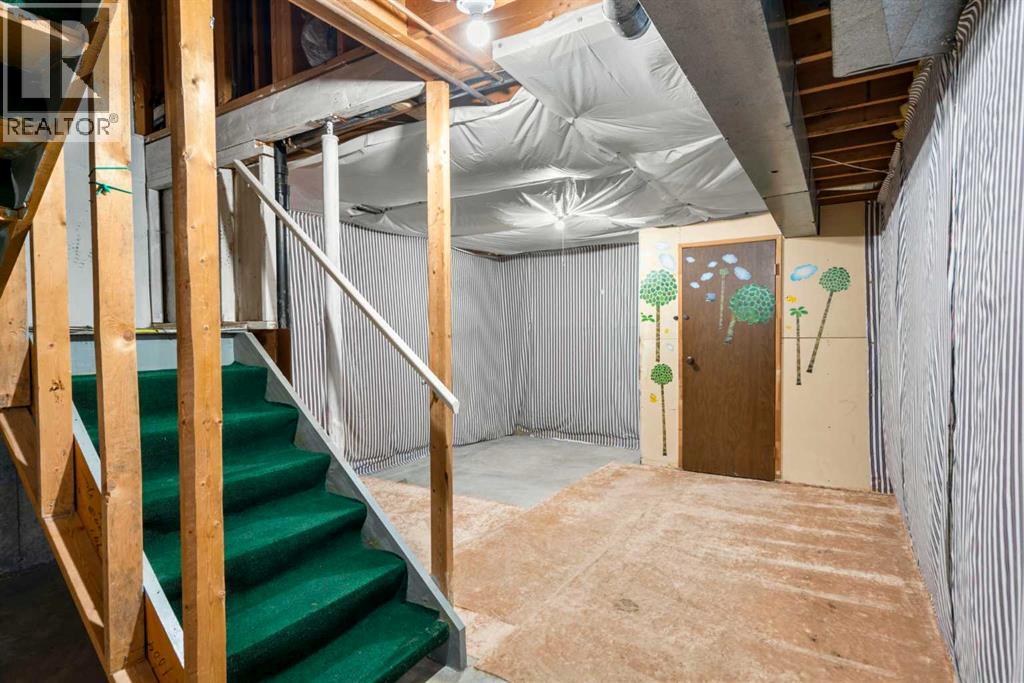 Single Family House for Sale in   Falconridge Drive NE Falconridge Calgary 