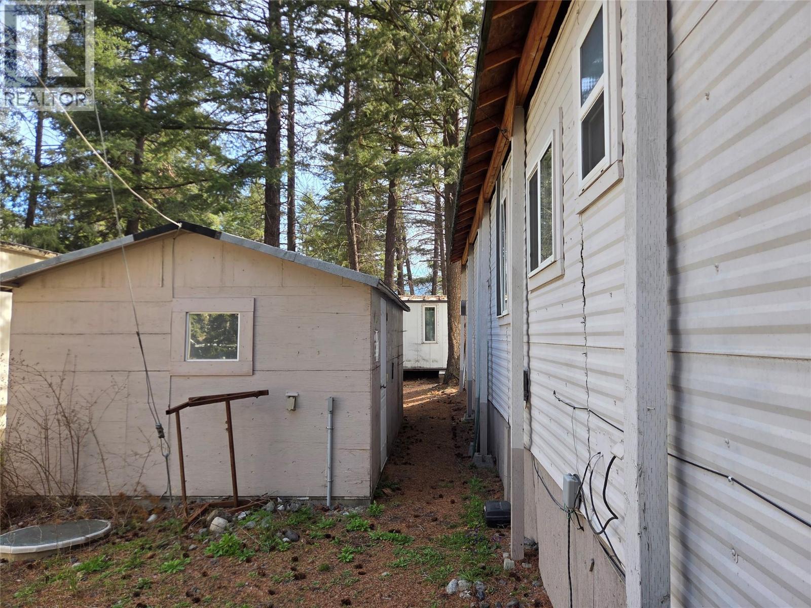 #15 1498 MAIN STREET - 20