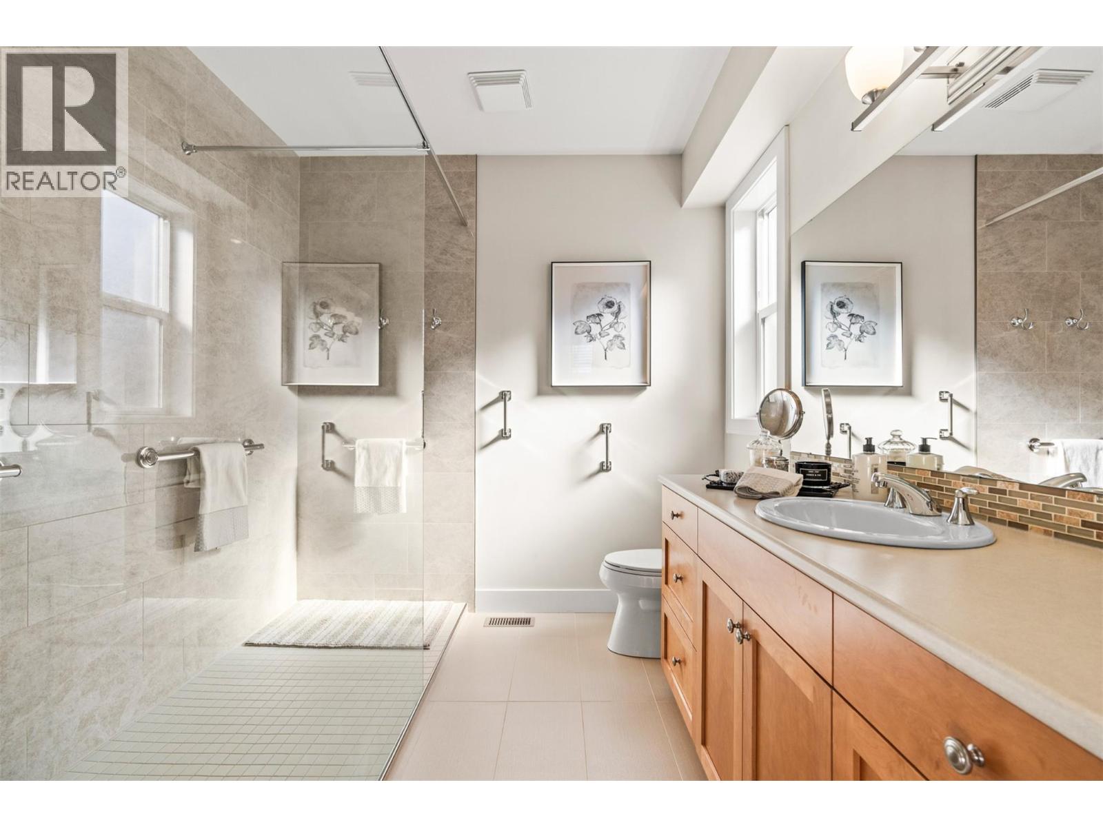  12983 Porter Drive, Lake Country