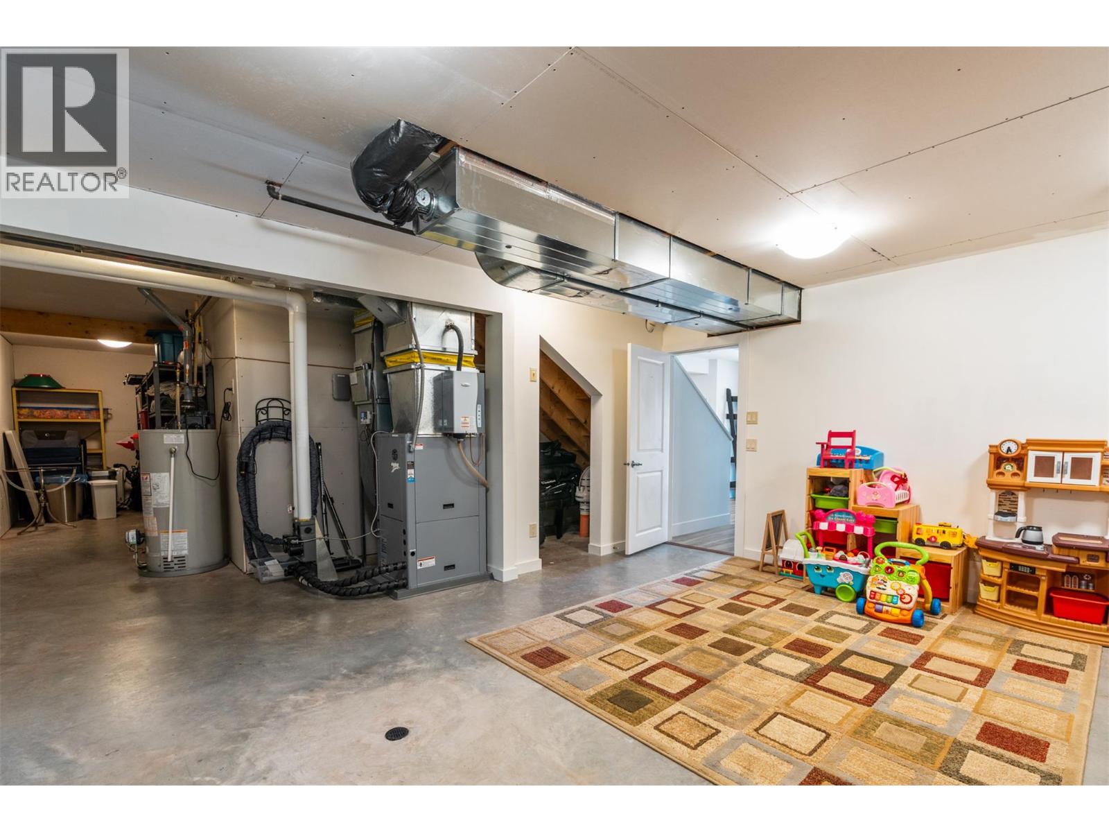  12983 Porter Drive, Lake Country