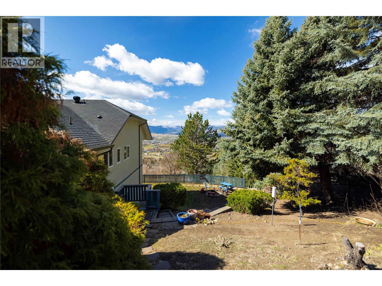  815 GALIANO Road, Vernon