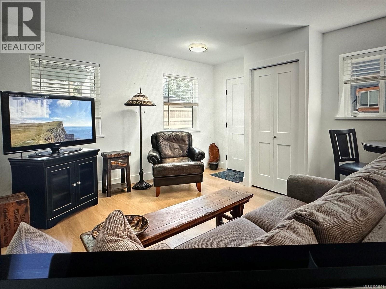 1583 RONDEAULT RD - 37