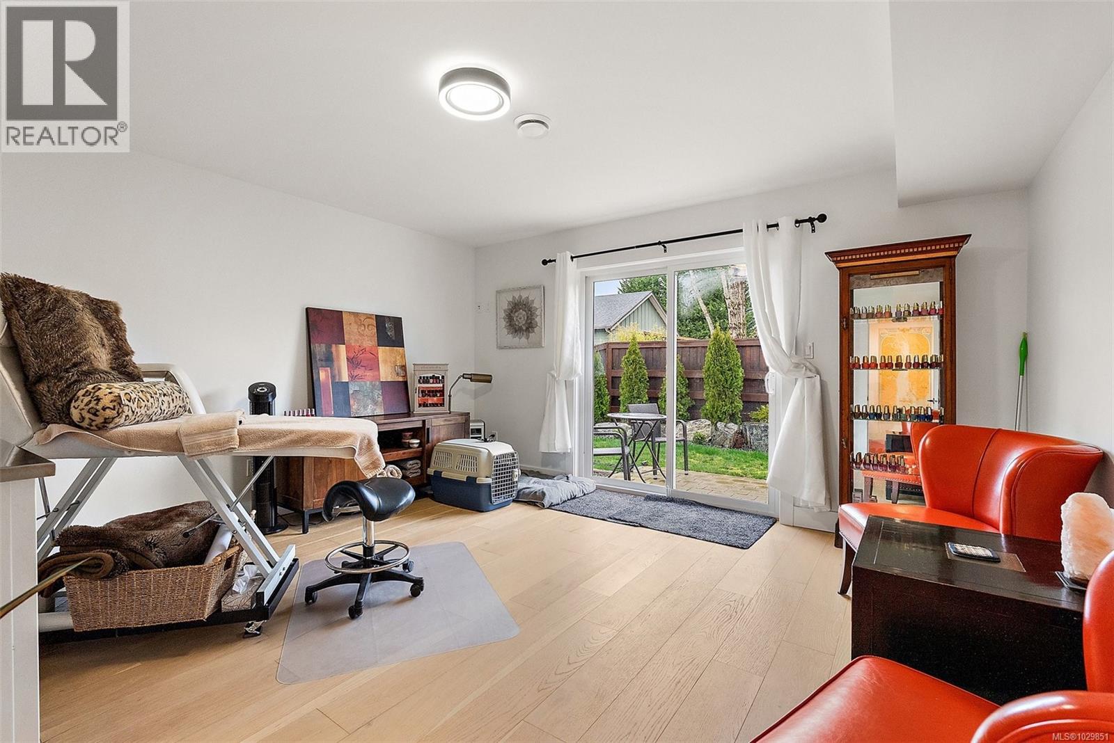 1583 RONDEAULT RD - 24