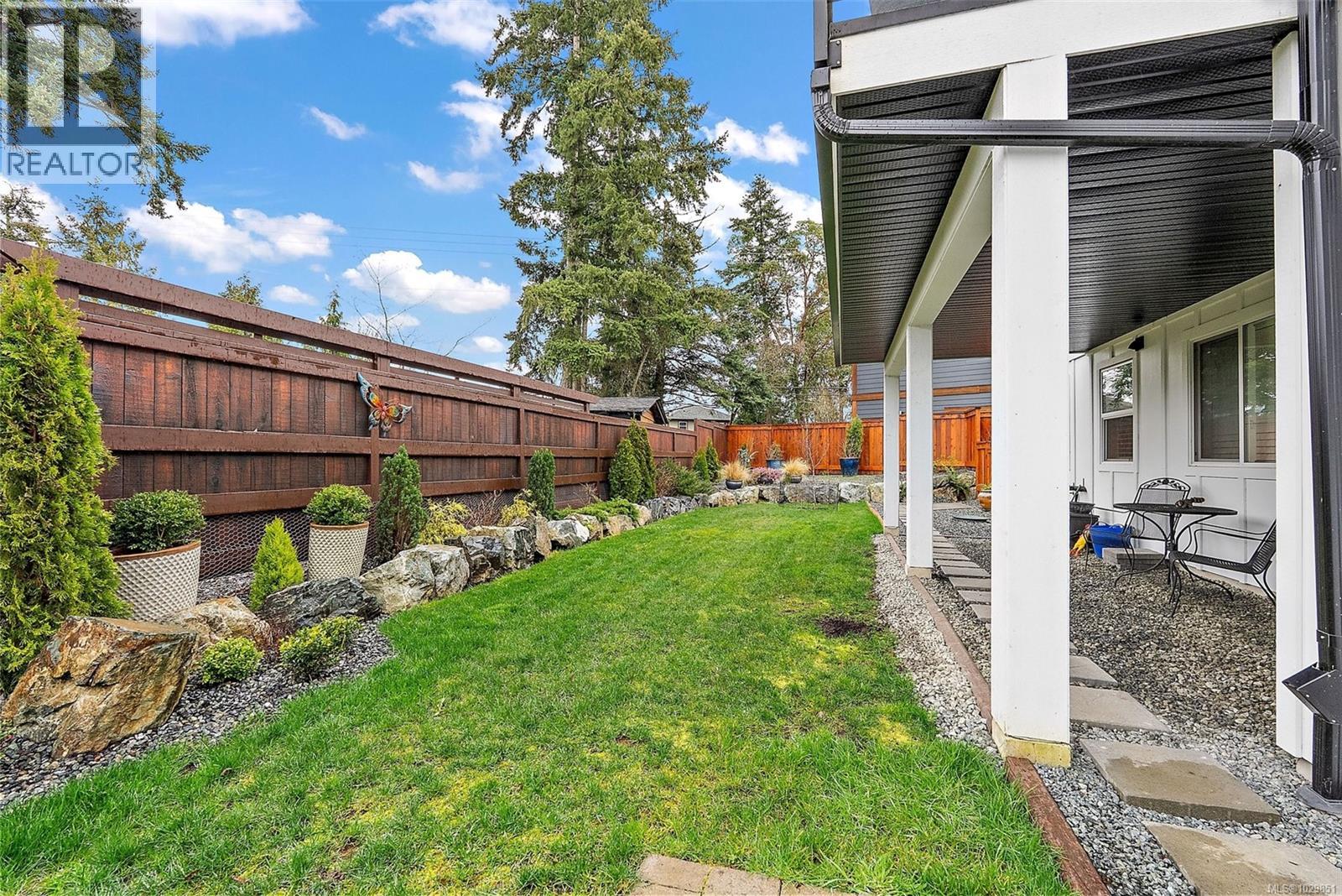 1583 RONDEAULT RD - 26