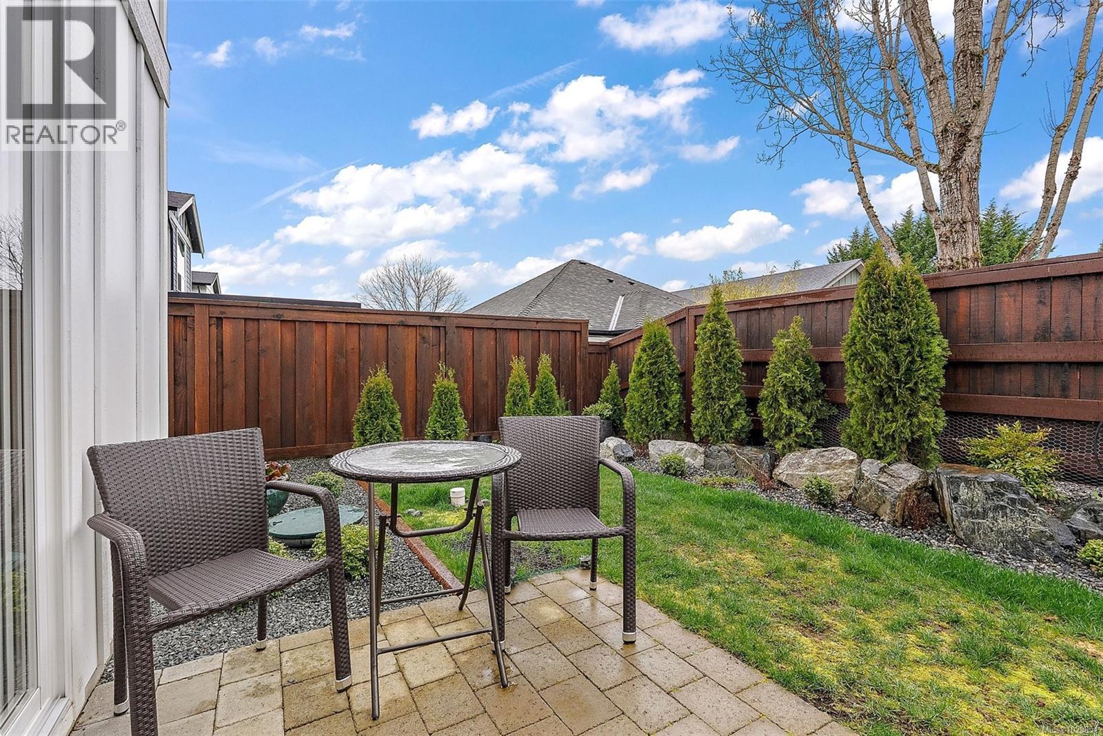 1583 RONDEAULT RD - 27