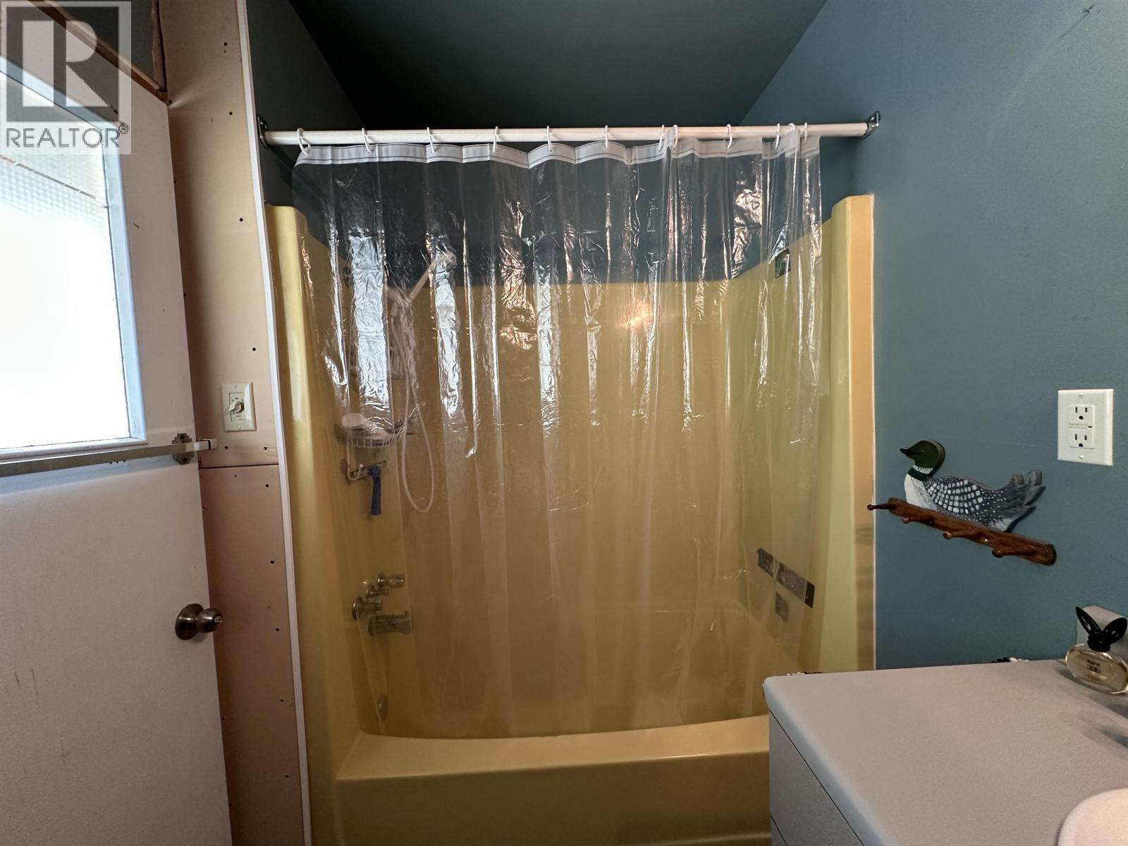 874 S GREEN LAKE ROAD - 21