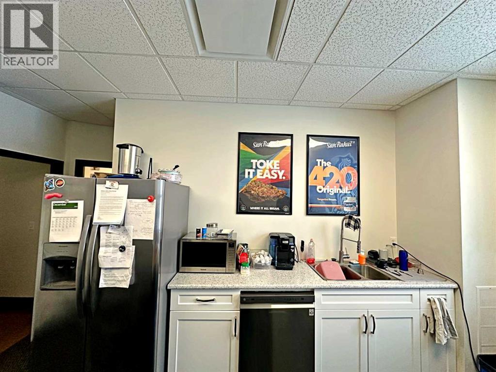 9904 Franklin Avenue, Fort McMurray