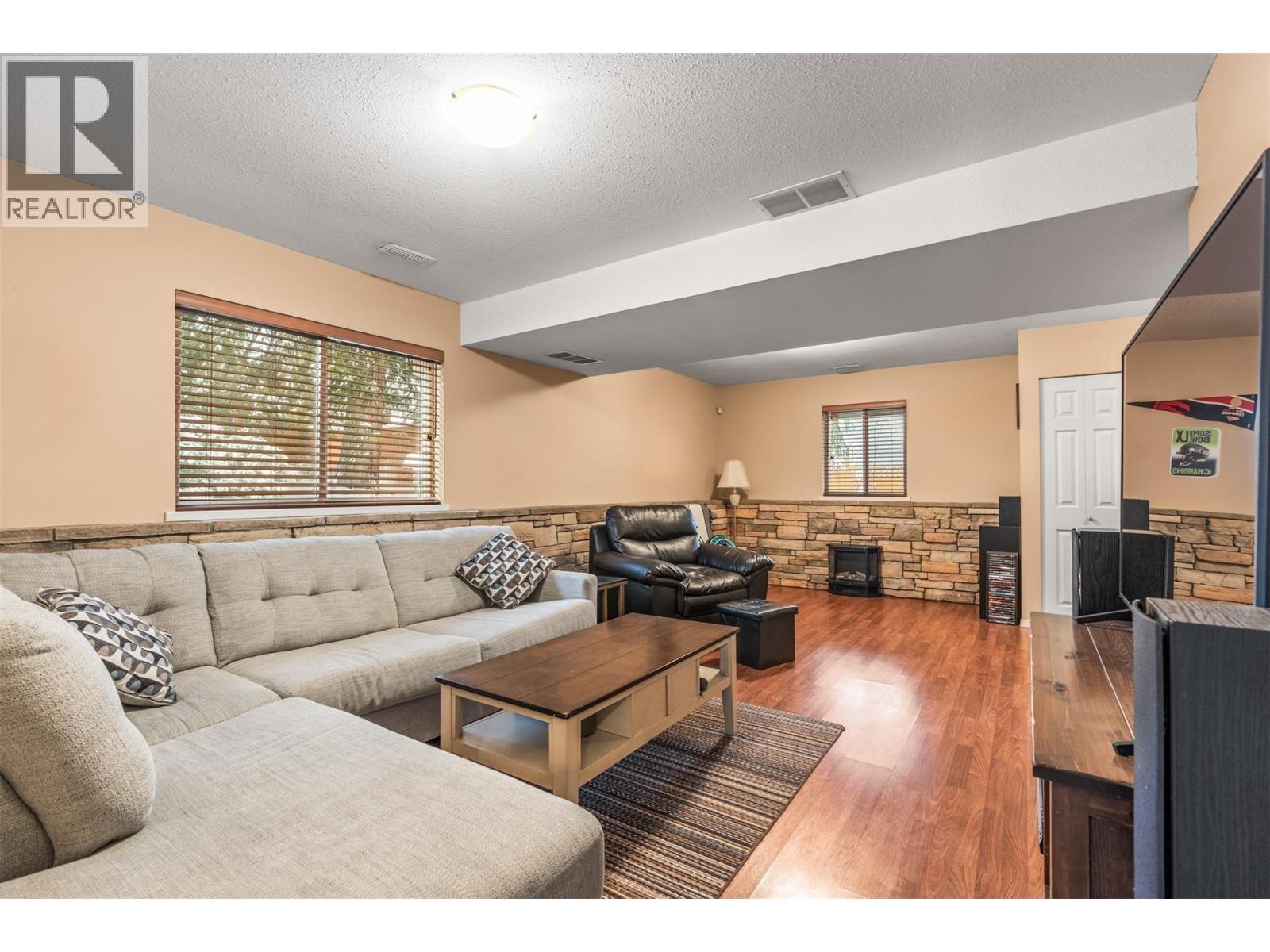 2287 CATT AVENUE - 16