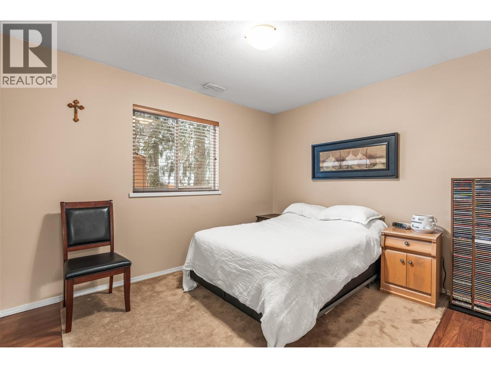 2287 CATT AVENUE - 23