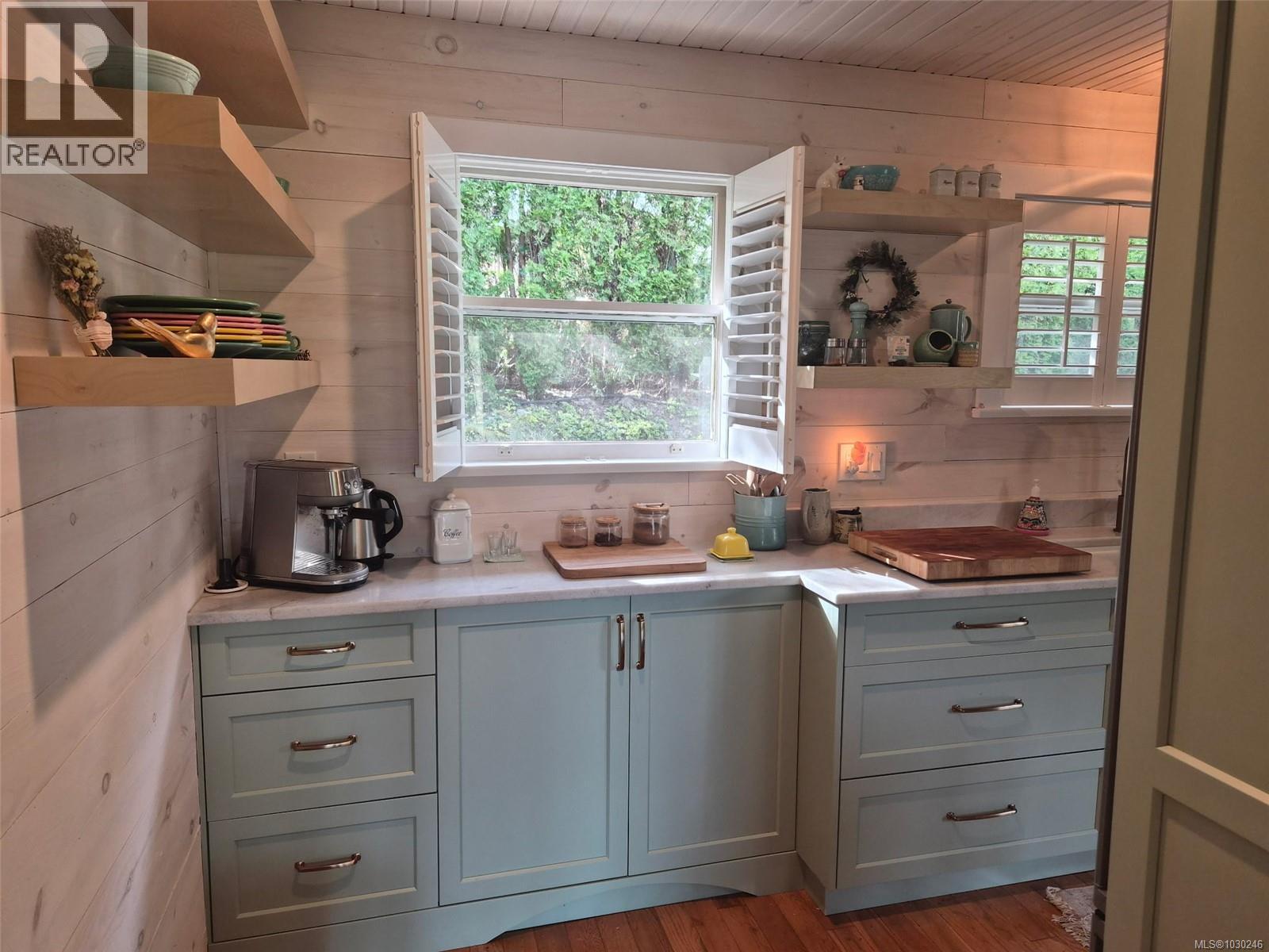 2942 SHERMAN RD - 32