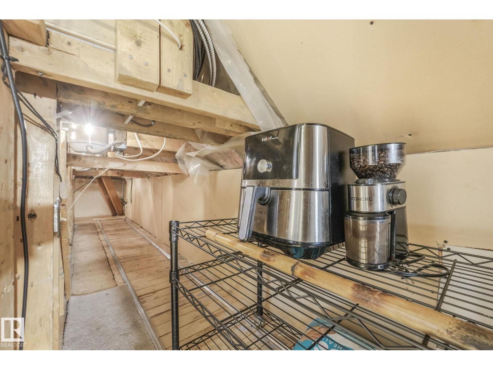 5807 185 ST NW, Edmonton