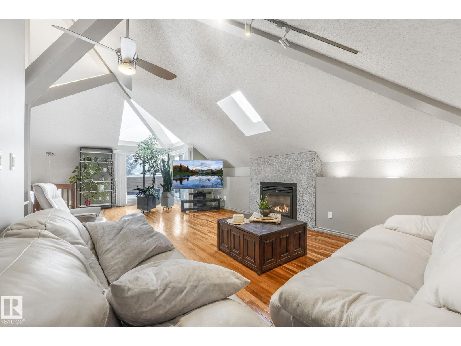 5807 185 ST NW, Edmonton