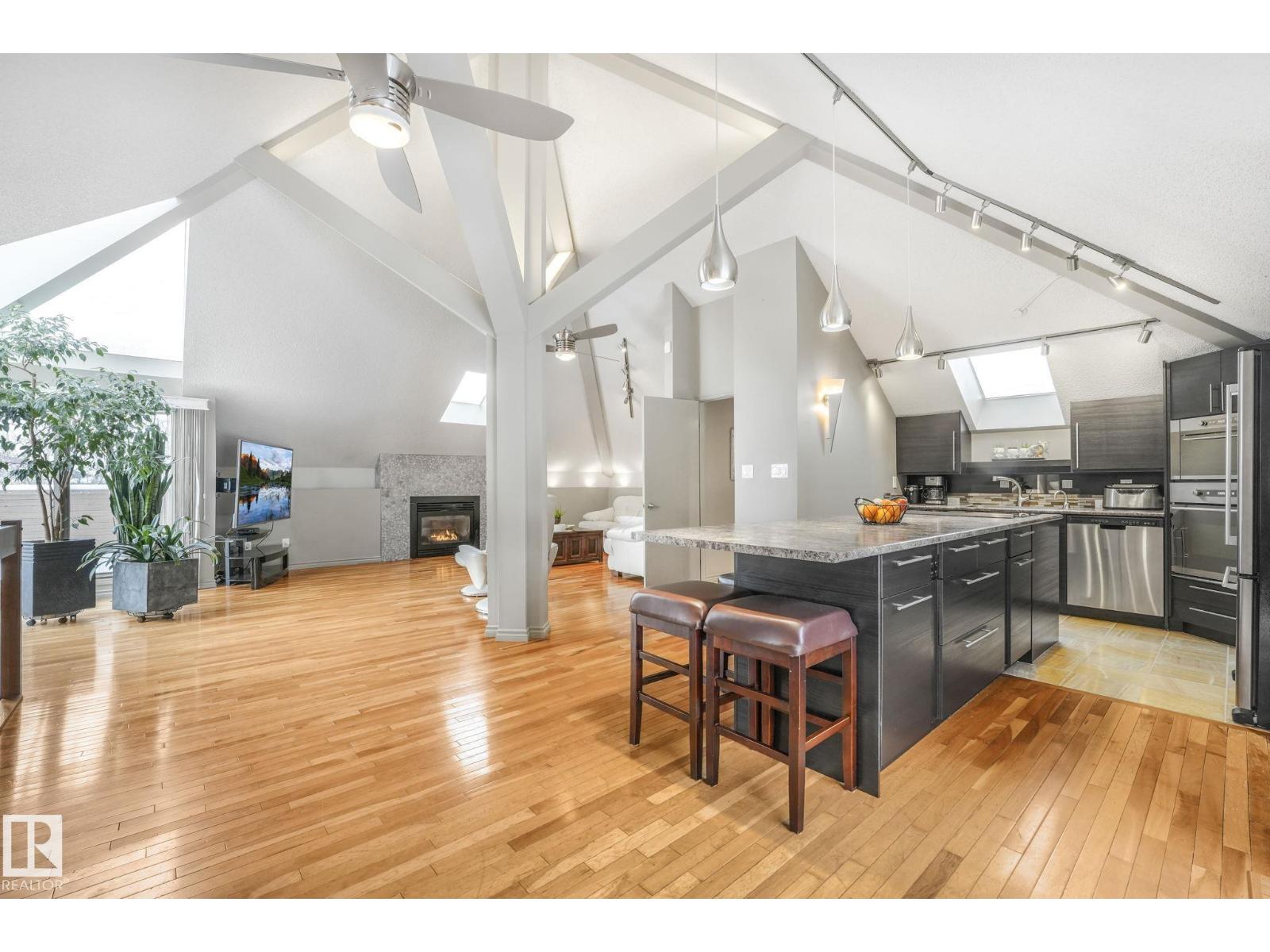 5807 185 ST NW, Edmonton