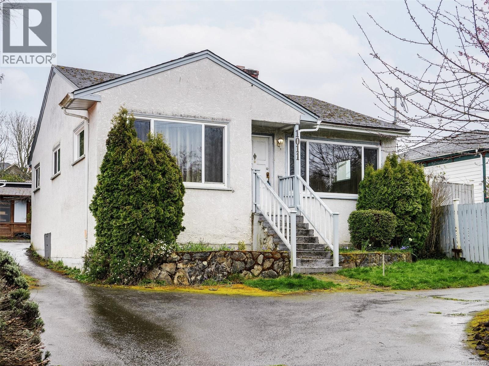  1011 Russell Street, Victoria