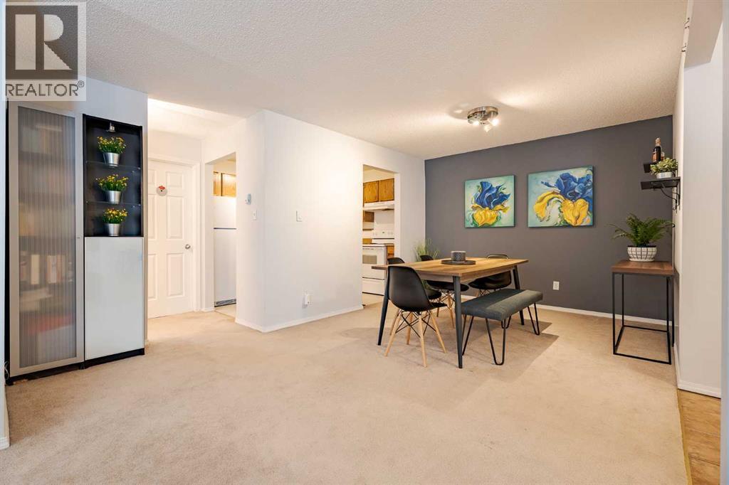 Single Family House for Sale in   Parkdale Boulevard NW Parkdale Calgary 