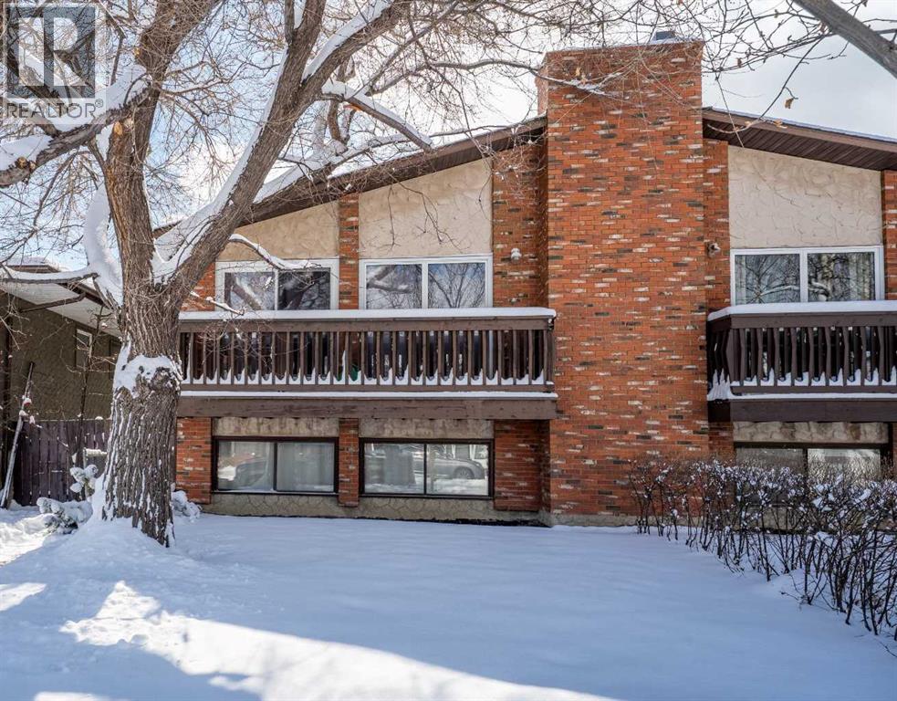 Single Family House Bi-level for Sale in   Avenue NE Tuxedo Park Calgary 