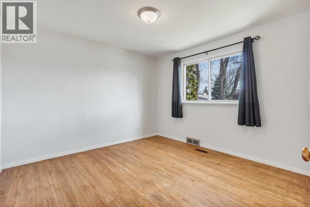 Single Family House Bungalow for Sale in   Street S Glendale Lethbridge 