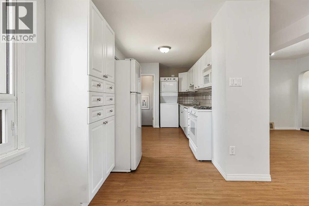 Single Family House Bungalow for Sale in   Street S Glendale Lethbridge 