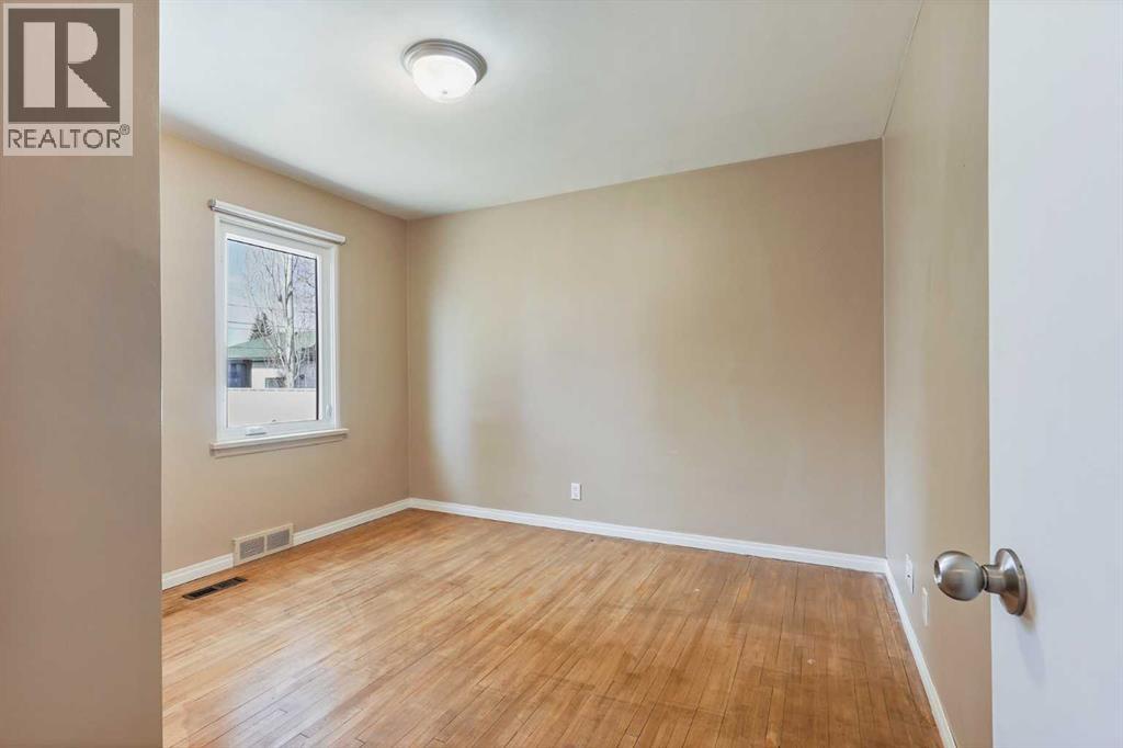 Single Family House Bungalow for Sale in   Street S Glendale Lethbridge 