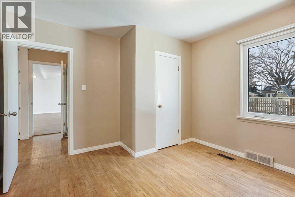 Single Family House Bungalow for Sale in   Street S Glendale Lethbridge 