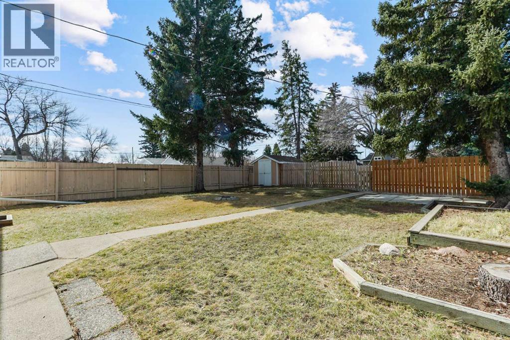 Single Family House Bungalow for Sale in   Street S Glendale Lethbridge 