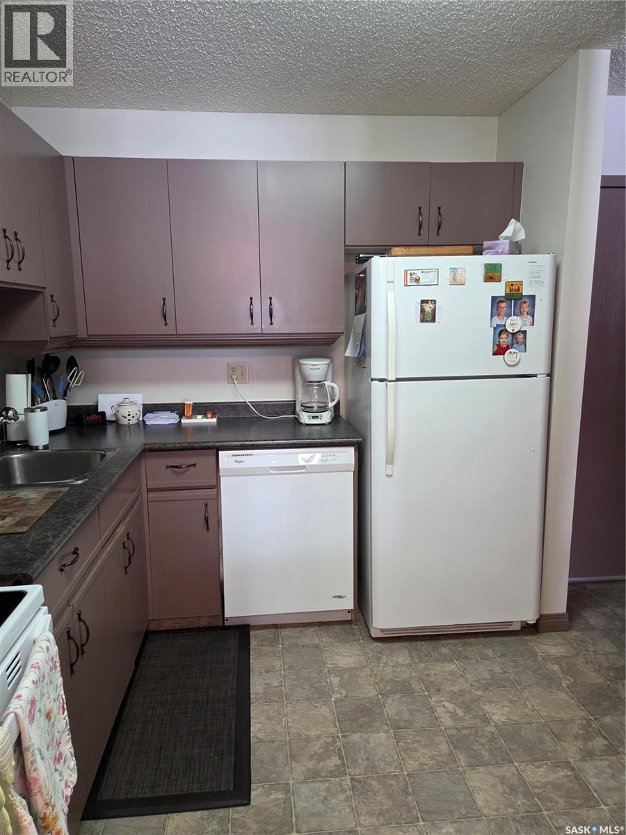 #102 209A CREE PLACE - 6