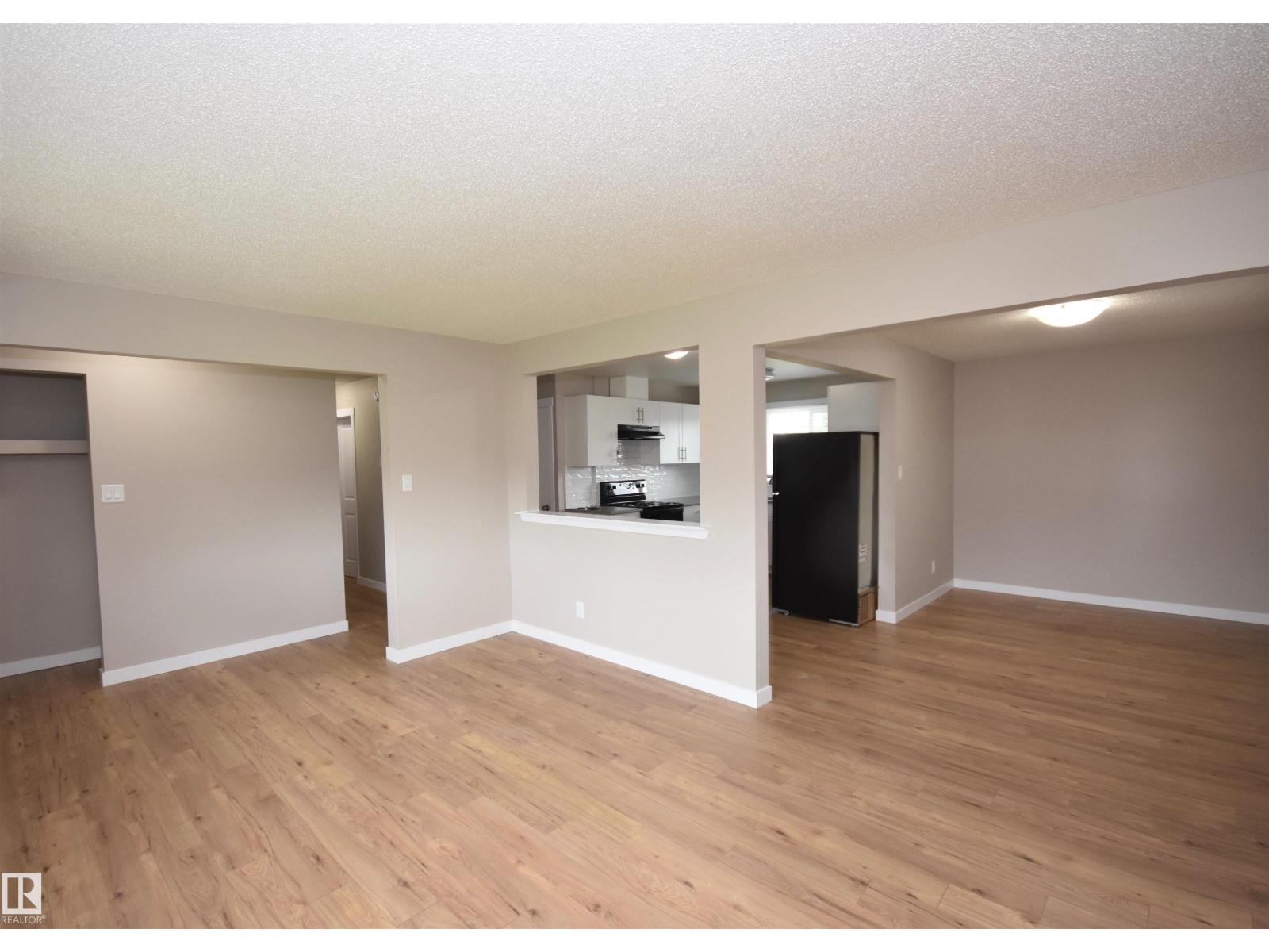 13527 70 ST NW - 11