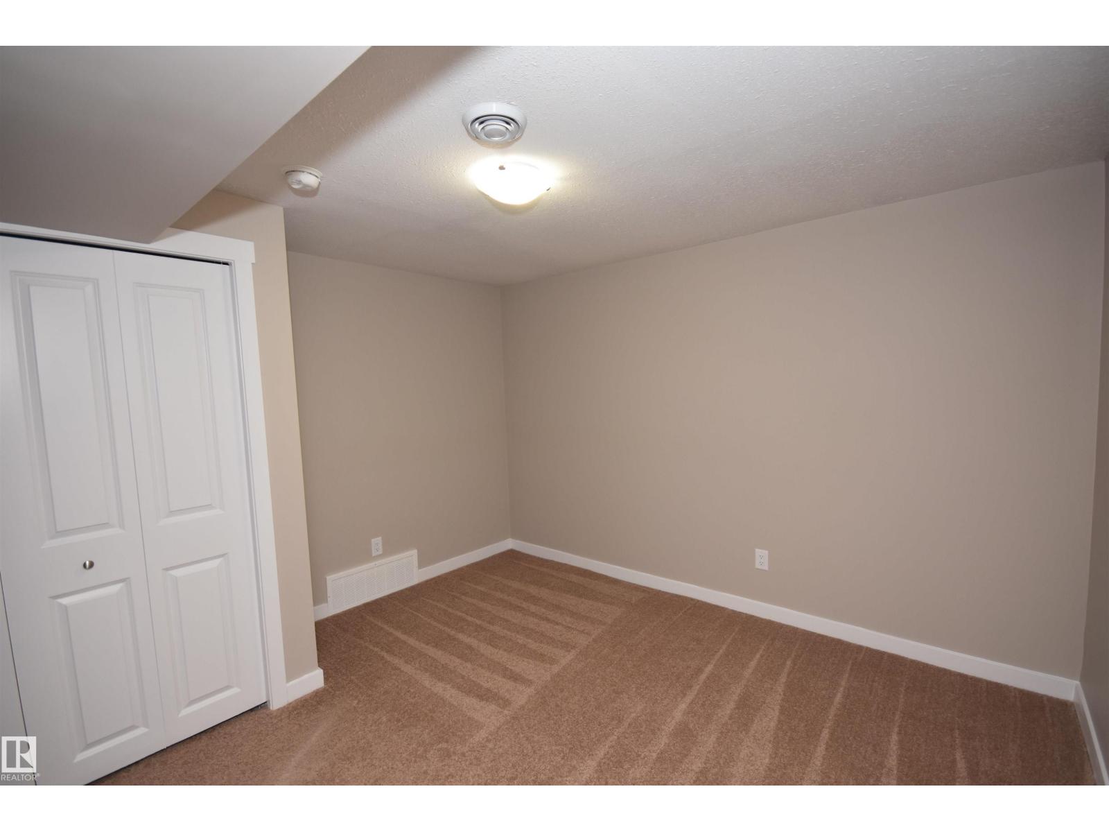 13527 70 ST NW - 17