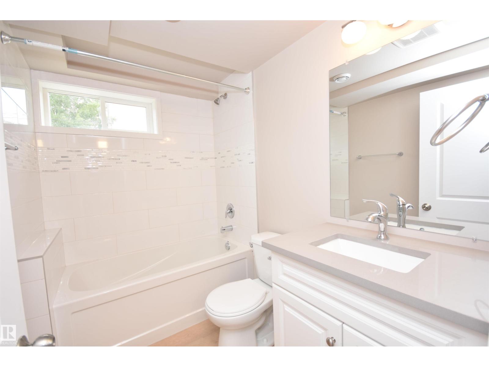13527 70 ST NW - 29