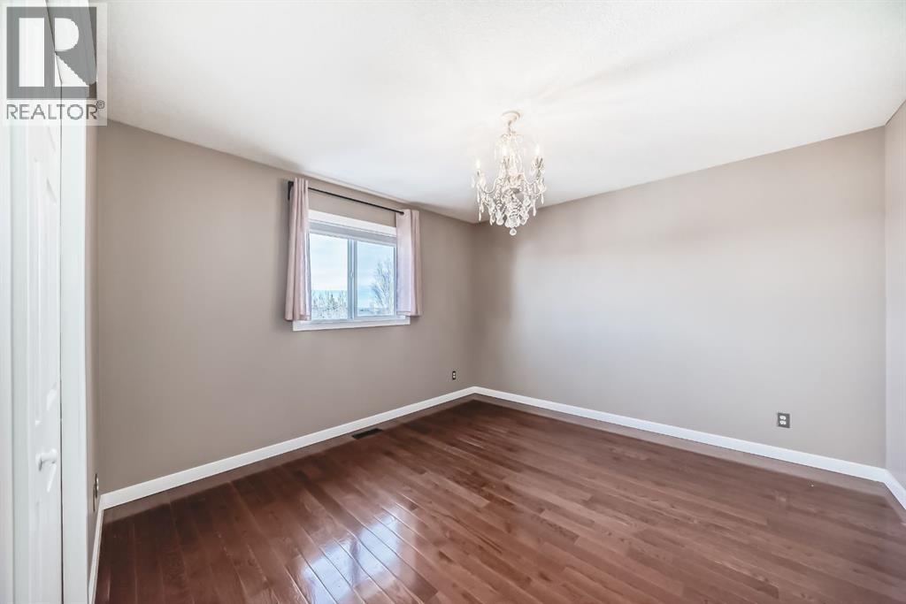 40 Cimarron Crescent photo 19