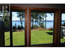 5904 Garvin Rd, Union Bay, BC V0R3B0 Photo 20